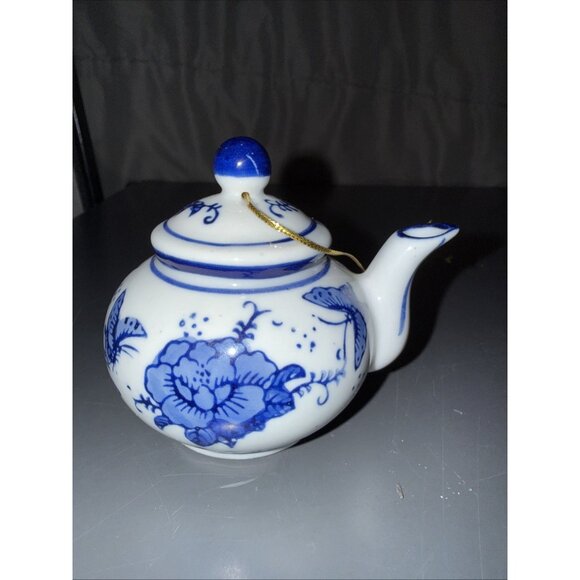 Vintage Miniature Mini Teapot Ornament Blue White Porcelain Floral Butterfly 3" - Picture 8 of 14